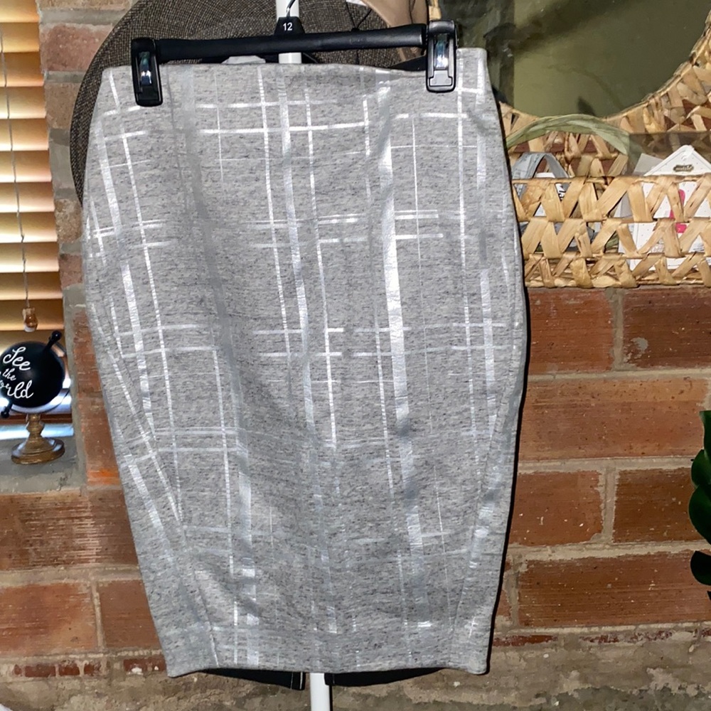 Elizabeth AND James skirt